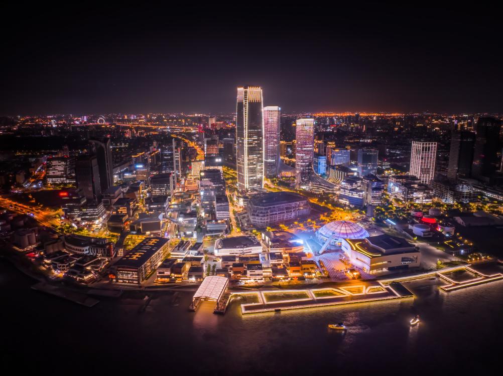 解码街镇 | 科创“点亮”产业与生活 龙华街道打造产城融合“样板间”